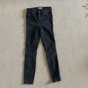 Curvy Roadtripper Supersoft Jeans in Ashmont Wash